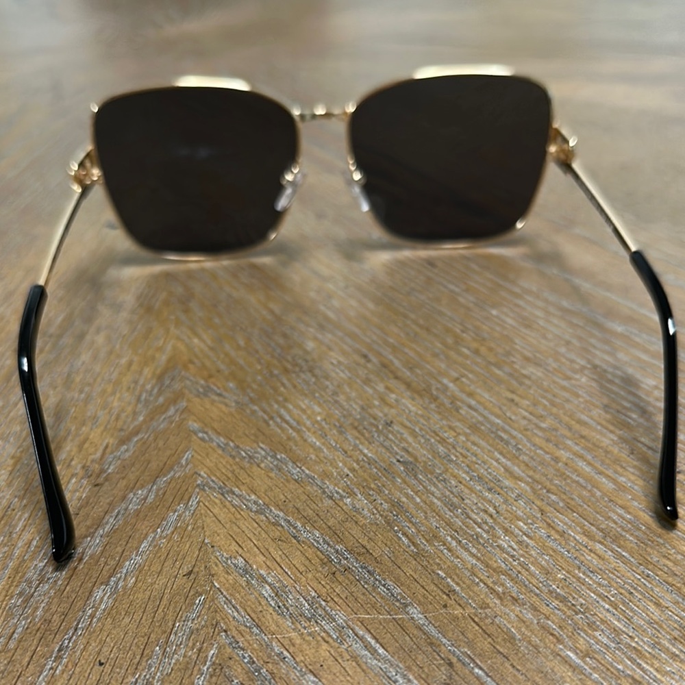 Balenciaga Gold and Black Modern Sunglasses - Picture 4 of 6